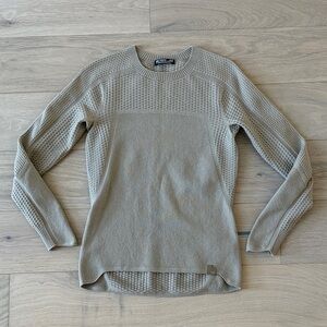 Women’s knit base layer XS